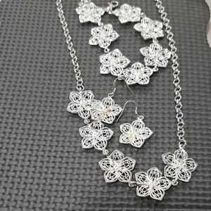 Elegant Silver Floral Jewelry Set